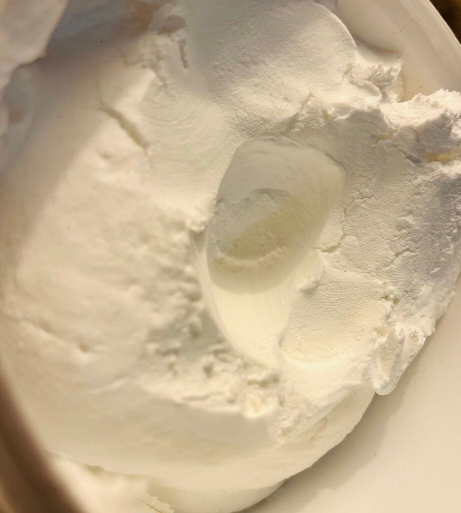 MOUSSE ENDUIT - Enduit de lissage et rebouchage polyvalent - Séchage rapide