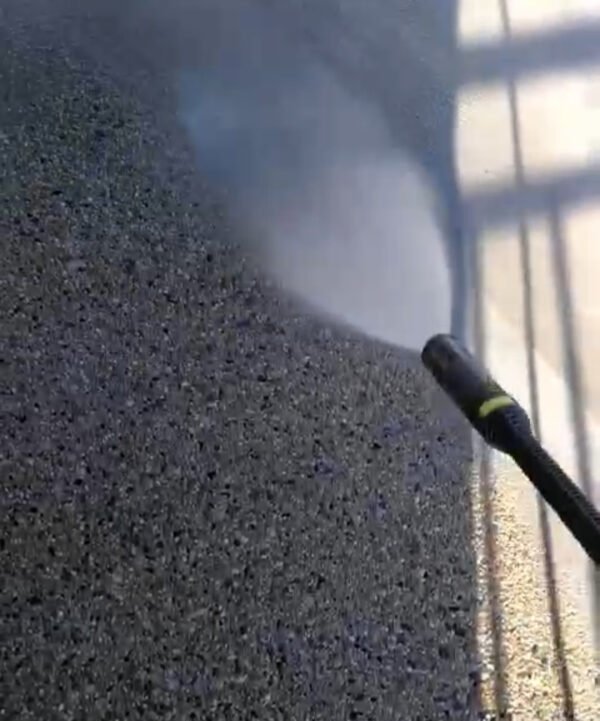 DESACT' BLEU - Retardateur de prise de surface prêt à l'emploi pour granulométrie 2/4 mm