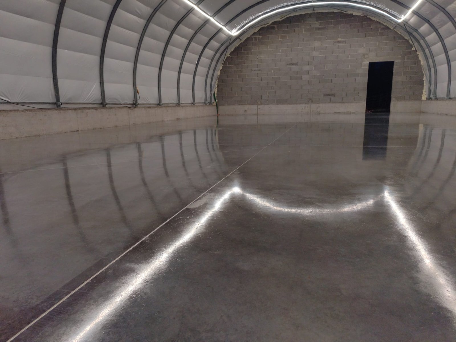 VERNYSOL - Vernis protecteur pour sol satiné-brillant - 5L – Image 3